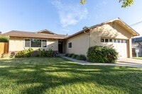 Building Photo - Coming soon! 3 Bedroom 2 bath in Modesto.