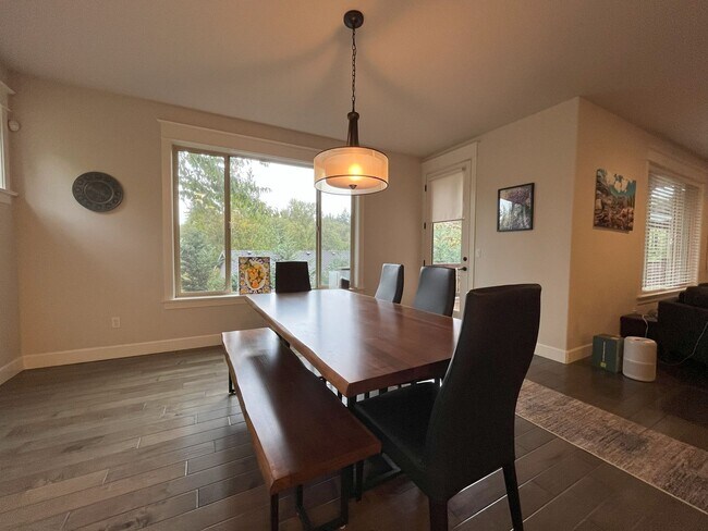 Building Photo - Spacious Corner-Lot Home with Three Levels...
