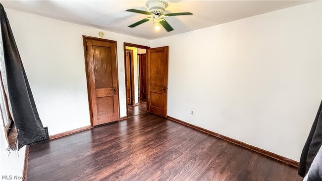 Building Photo - 987 Boone St