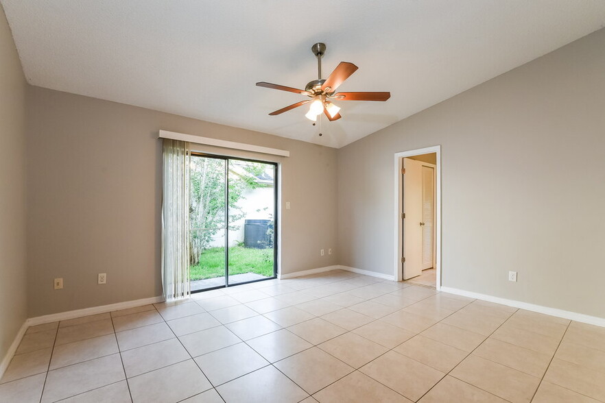 Building Photo - 496 Wild Fox Dr