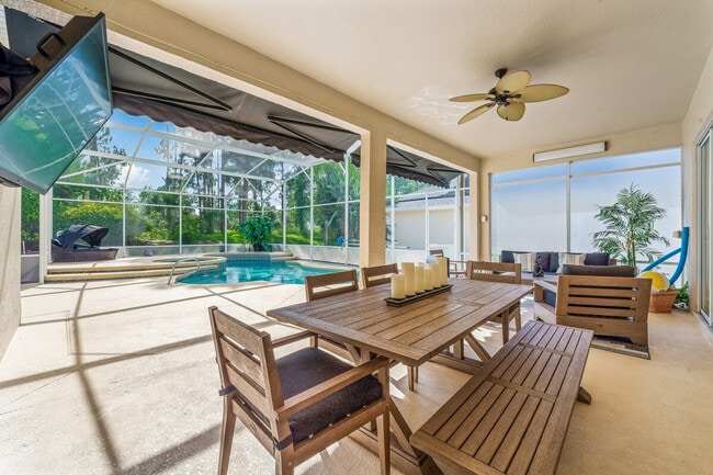 Building Photo - 412 N Hampton Dr