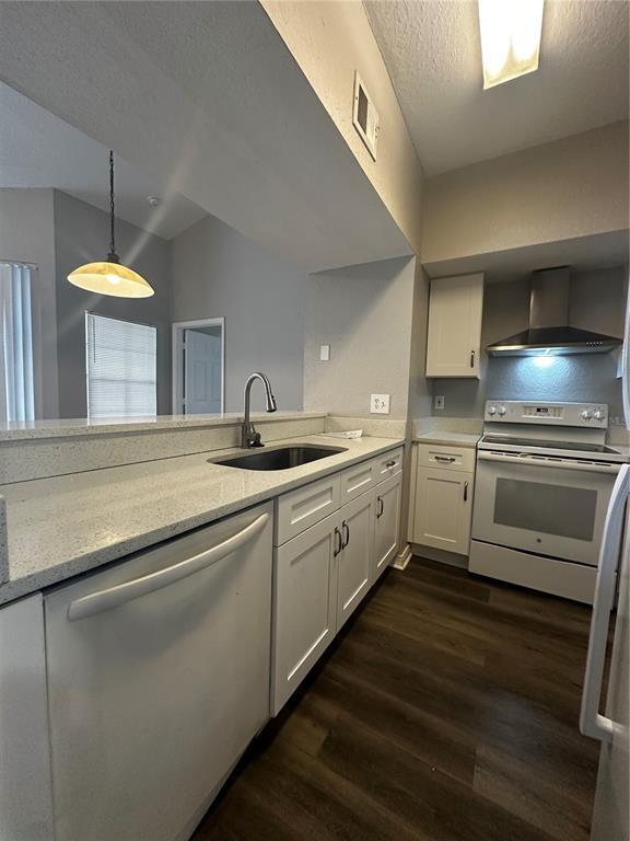 Building Photo - 2314 Mid Town Terrace