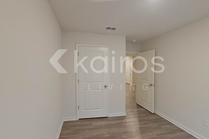 Building Photo - 308 Ironwood Ct