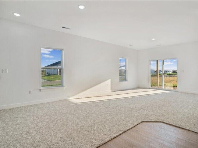 Building Photo - 808 Windam Dr