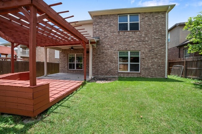 Building Photo - Gorgeous 4 Bed/ 3Bath house for rent! Avai...