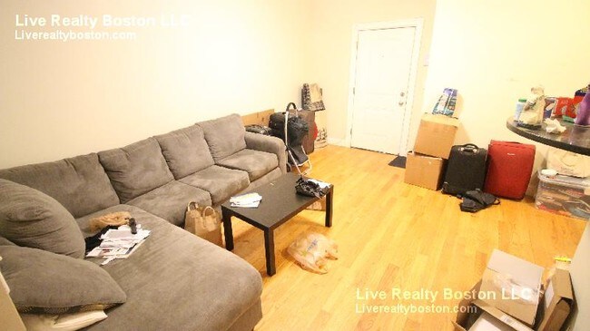 Building Photo - 141 Brighton Ave