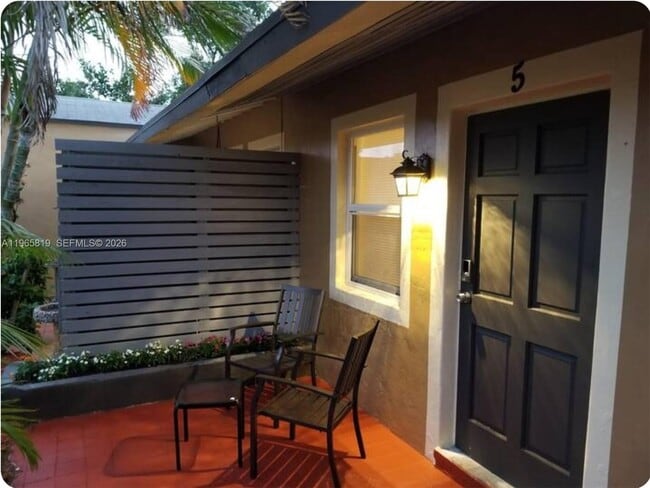 Building Photo - 2023 Funston St