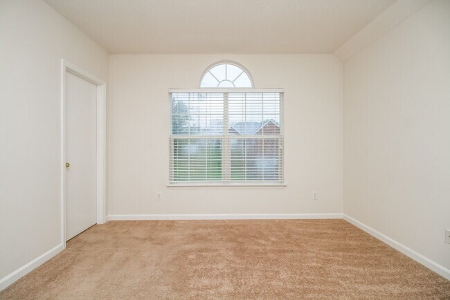 Building Photo - 1133 Phelissa Dr