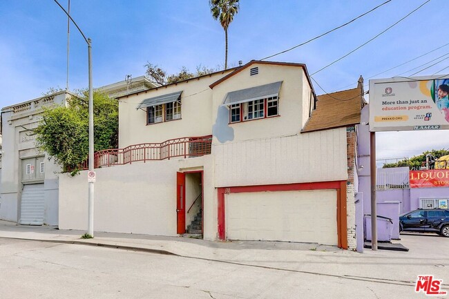 Building Photo - 288 S Coronado St