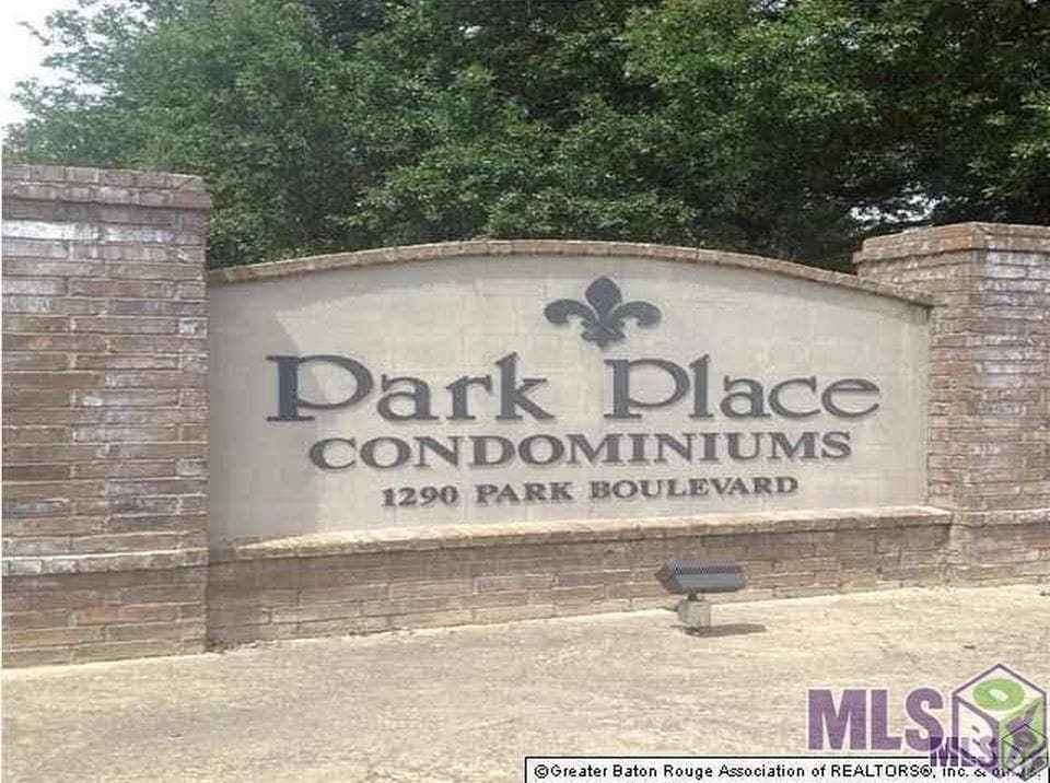 Building Photo - 1290 Park Boulevard # 131