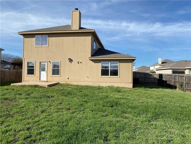 Building Photo - 804 Sherry Dr