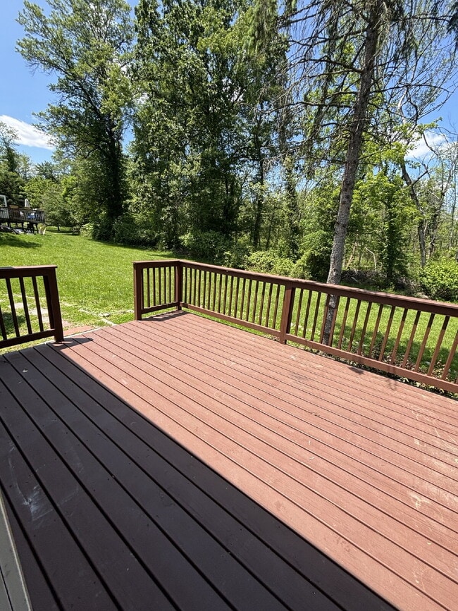 Building Photo - Newly renovated 2 Bedroom home!