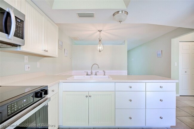 Building Photo - 4706 Mercado Dr