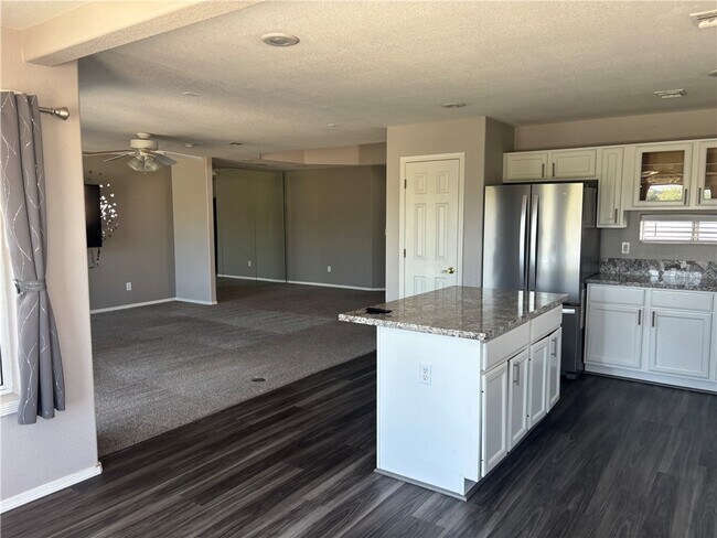 Building Photo - 2838 Cam Del Rio