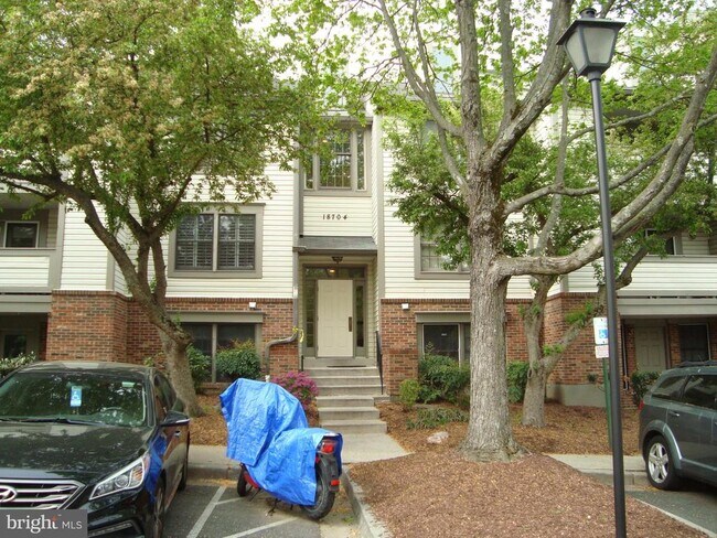 Building Photo - 18704 Caledonia Ct