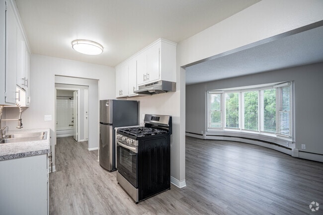 Interior Photo - Richfield Square Apartments
