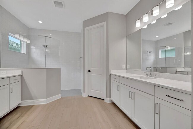 Building Photo - Stunning Brand New Build ~ Sarasota Grand Park 3 bed/3 bath/2 car garage