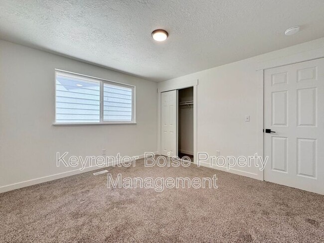 Building Photo - 1243 S Security Ln