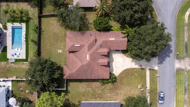 Building Photo - 109 Bilbao Dr