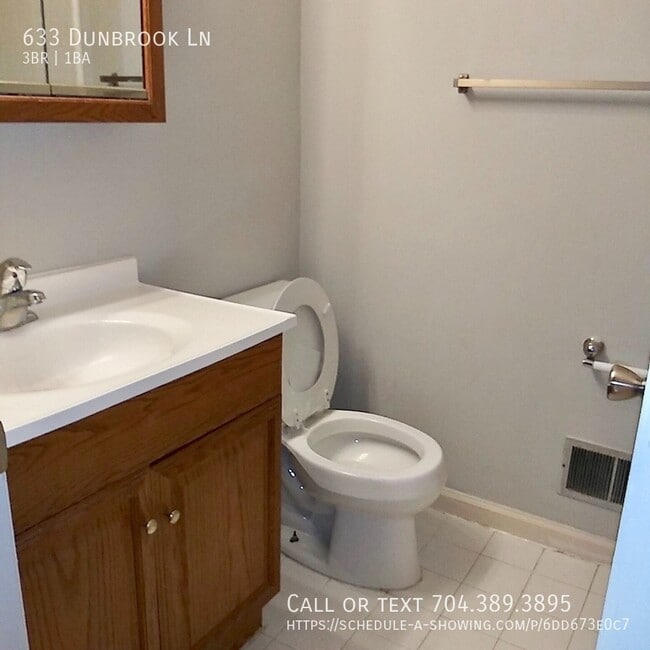 Building Photo - 633 Dunbrook Ln