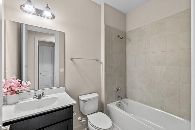 Building Photo - 10103 Akenside Dr