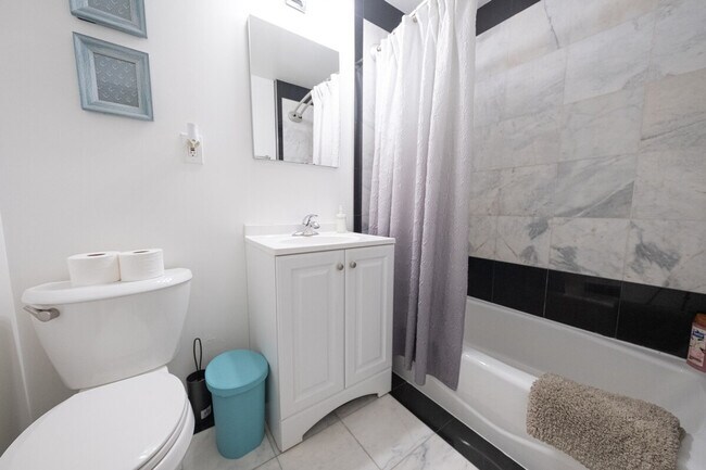 Building Photo - 328 E 74th St