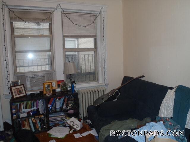 Building Photo - 55 Park Dr