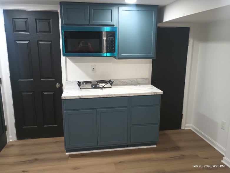 Building Photo - 917 Reverdy Rd