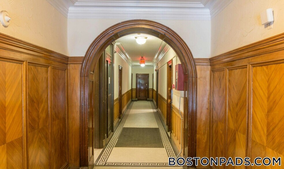 Building Photo - 1197 Boylston St
