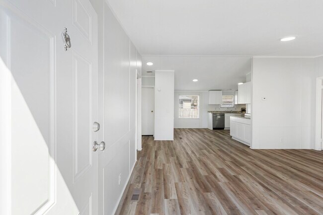 Building Photo - 16509 Brittany Way