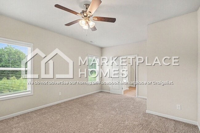 Building Photo - 204 W L Miller Dr