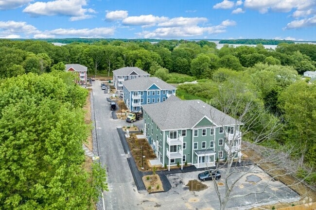 Building Photo - 29 Winchester Dr