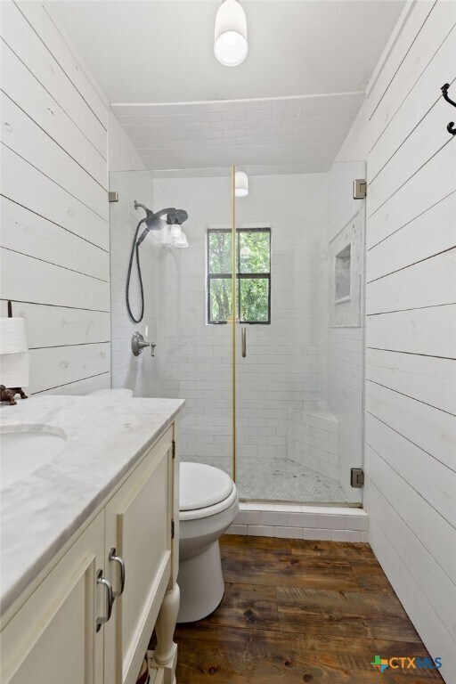 Building Photo - 202 Leveritts Loop