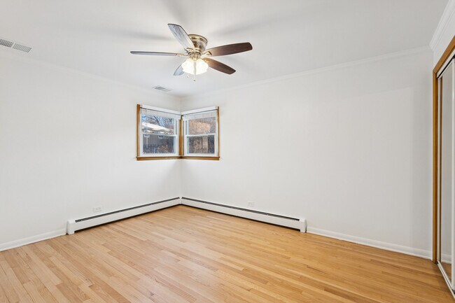 Building Photo - 645 Justina St