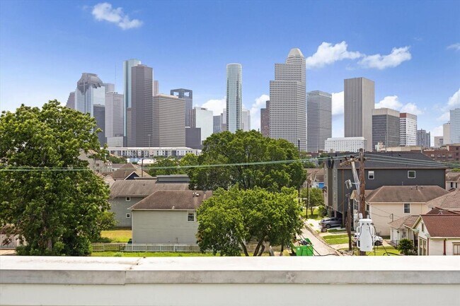 Building Photo - 1406 Ruthven St