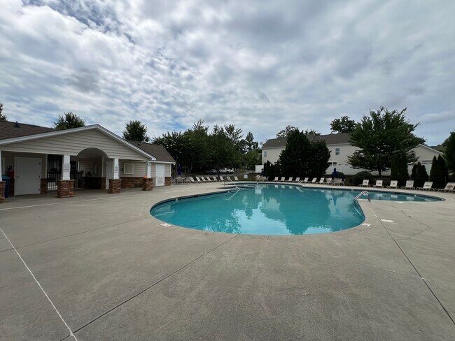 Building Photo - 229 Misty Knoll Ln