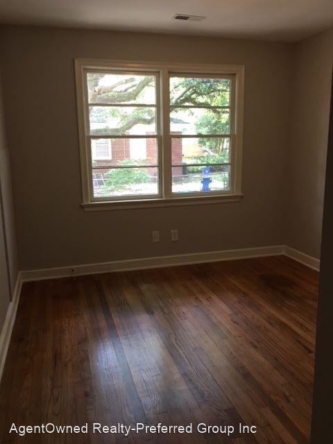 Building Photo - 2 br, 1 bath House - 633 Windermere Blvd.