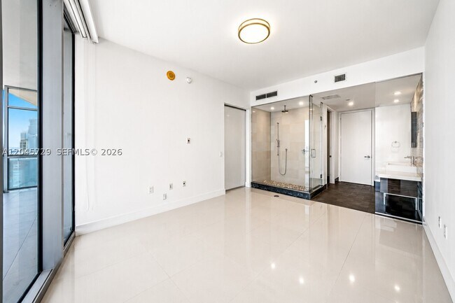 Building Photo - 1100 Biscayne Blvd