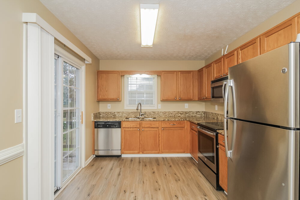 Building Photo - 15 Fairview Oak Pl