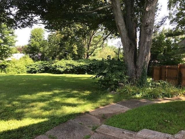 Building Photo - 539 Maple Ave