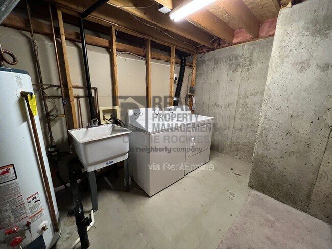 Building Photo - 4224 Wolf Creek Ct