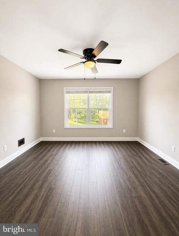 Building Photo - 903B Spring Mill Ave