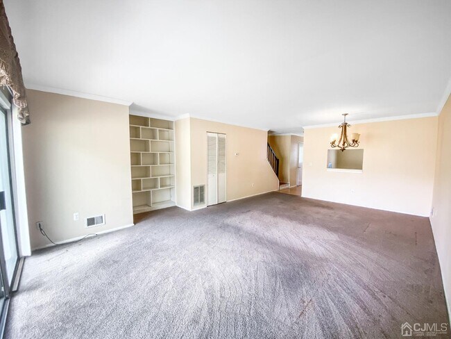 Building Photo - 269 Bromley Pl