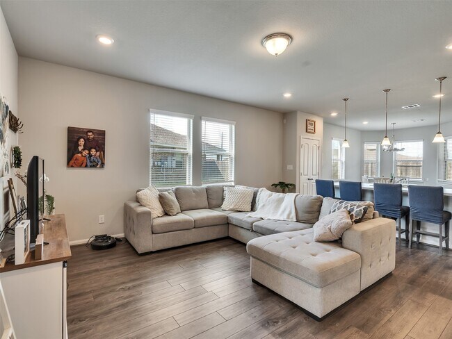 Building Photo - 507 Thunder Cloud Dr