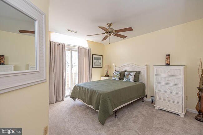 Building Photo - 18565 Orton Cir