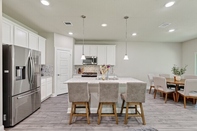 Building Photo - 17104 Coneflower Pl