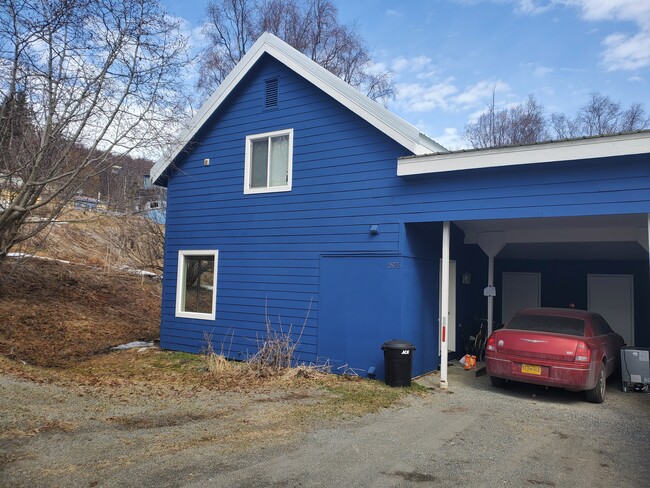 Building Photo - 1876 Triton Ct