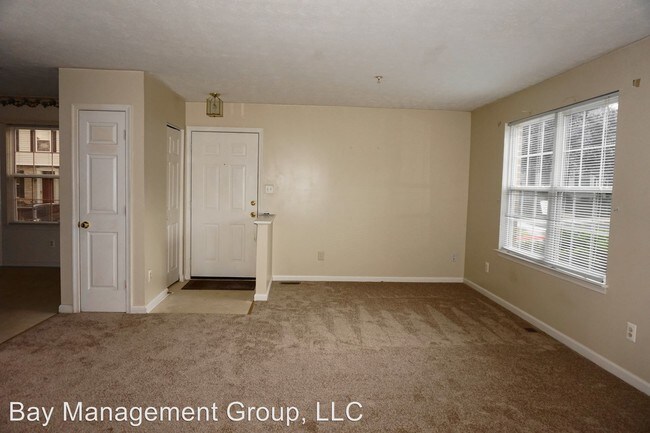 Building Photo - 4 br, 3 bath House - 521 Green Valley Court
