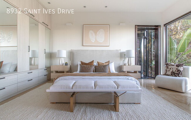 Building Photo - 8932 St Ives Dr
