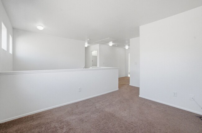 Building Photo - Stunning 4 bedroom home In North Las Vegas